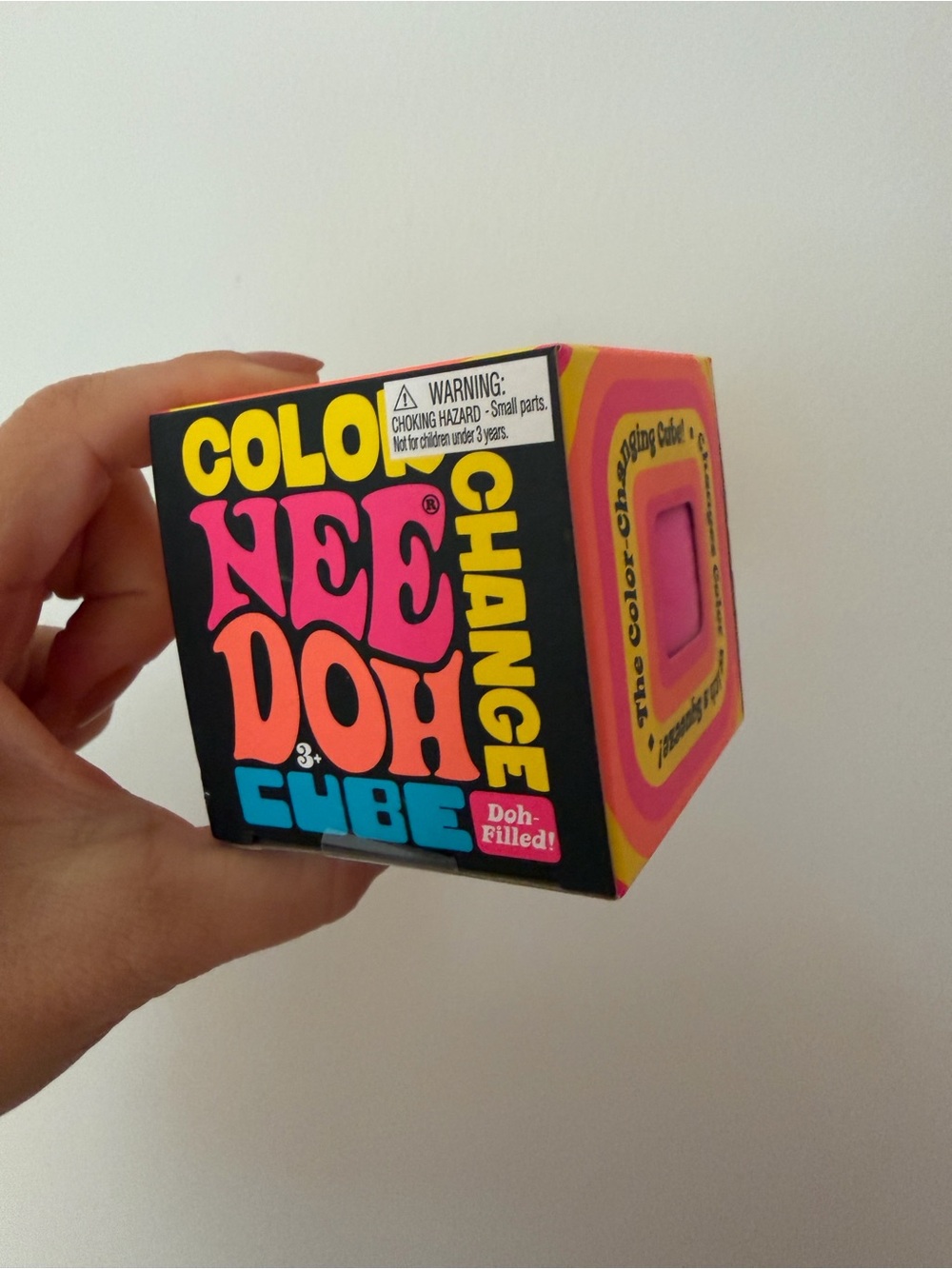Description
Schylling NeeDoh Color Change Cube
